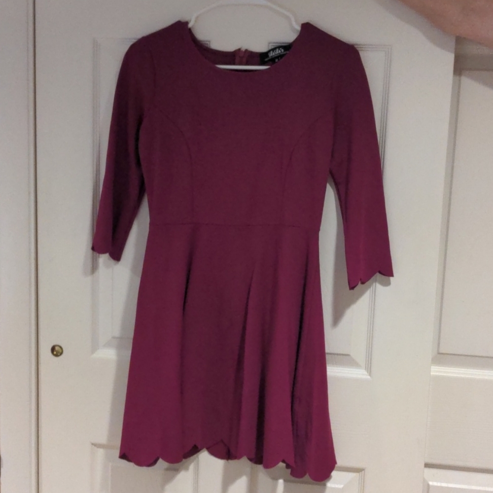 Scalloped hem pink dress